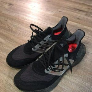 Mens Adidas Ultraboost size 13